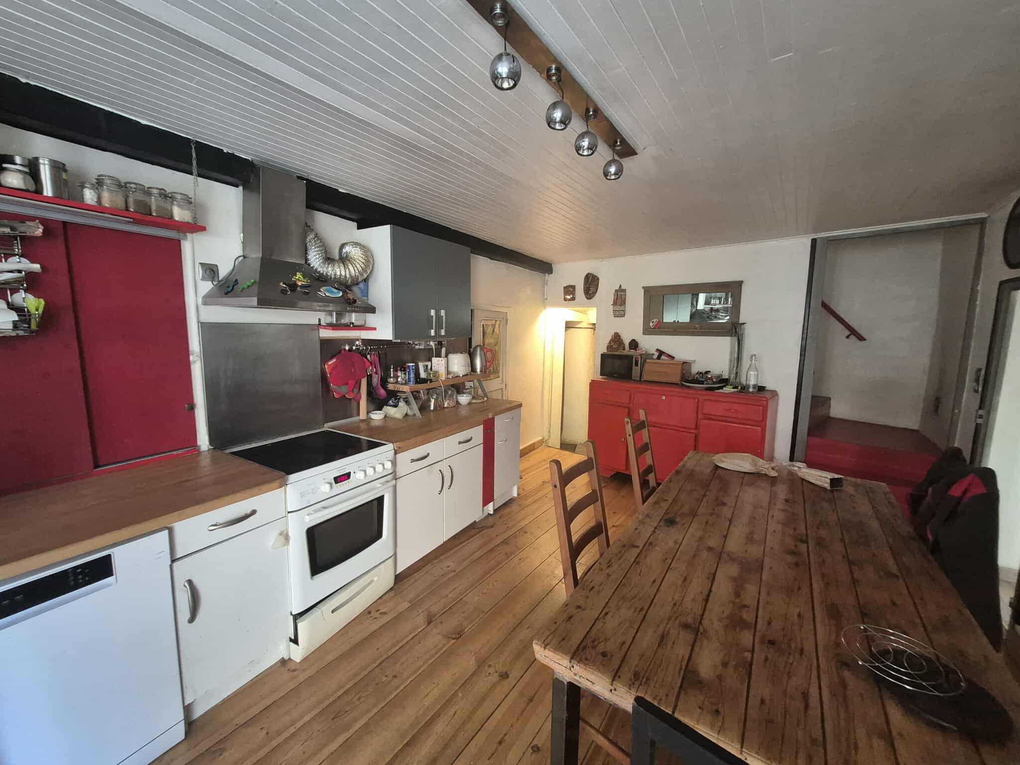 Propriété 7 pièces - image 2