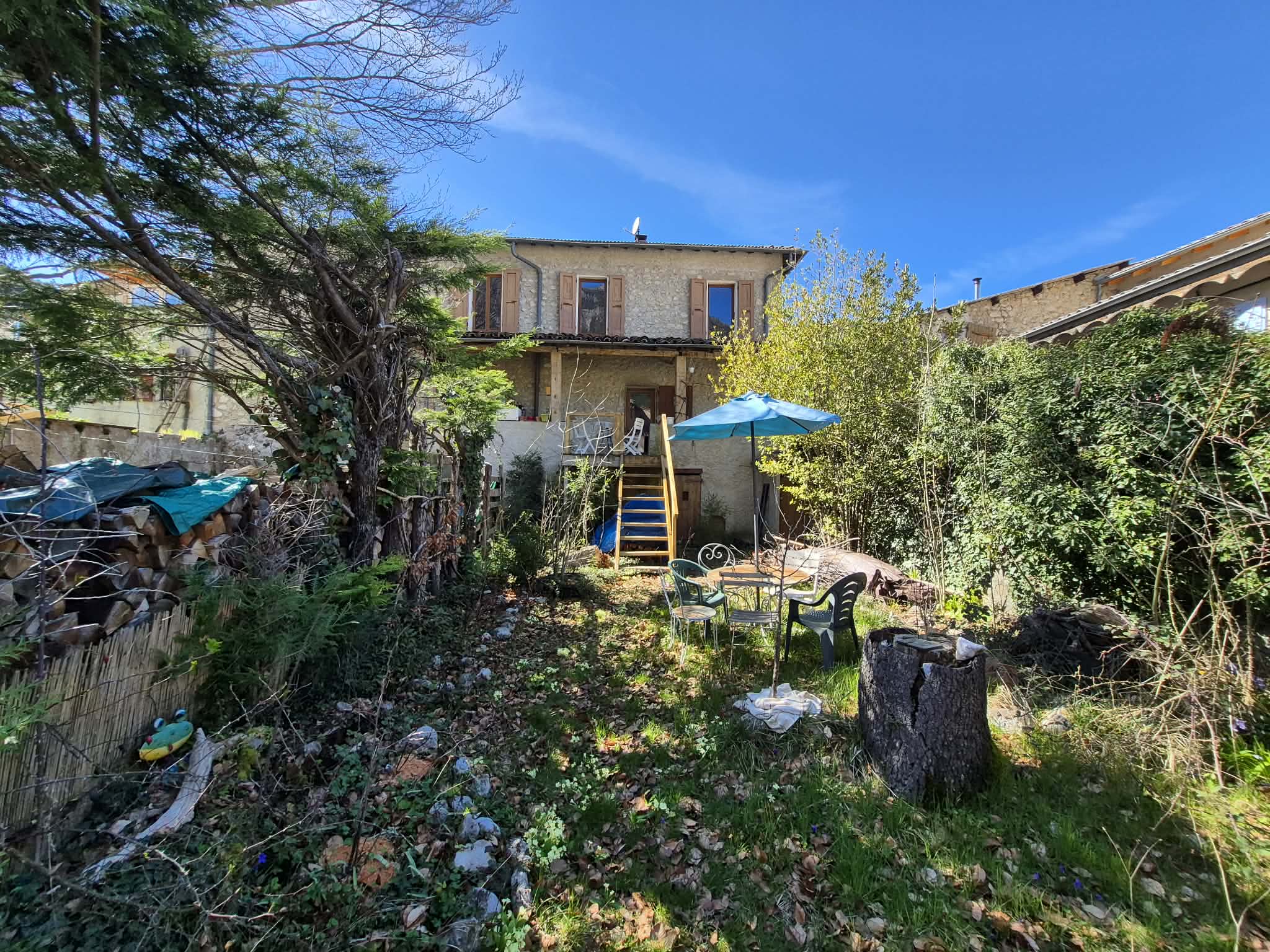 Maison en pierres 5 pièces - image 10