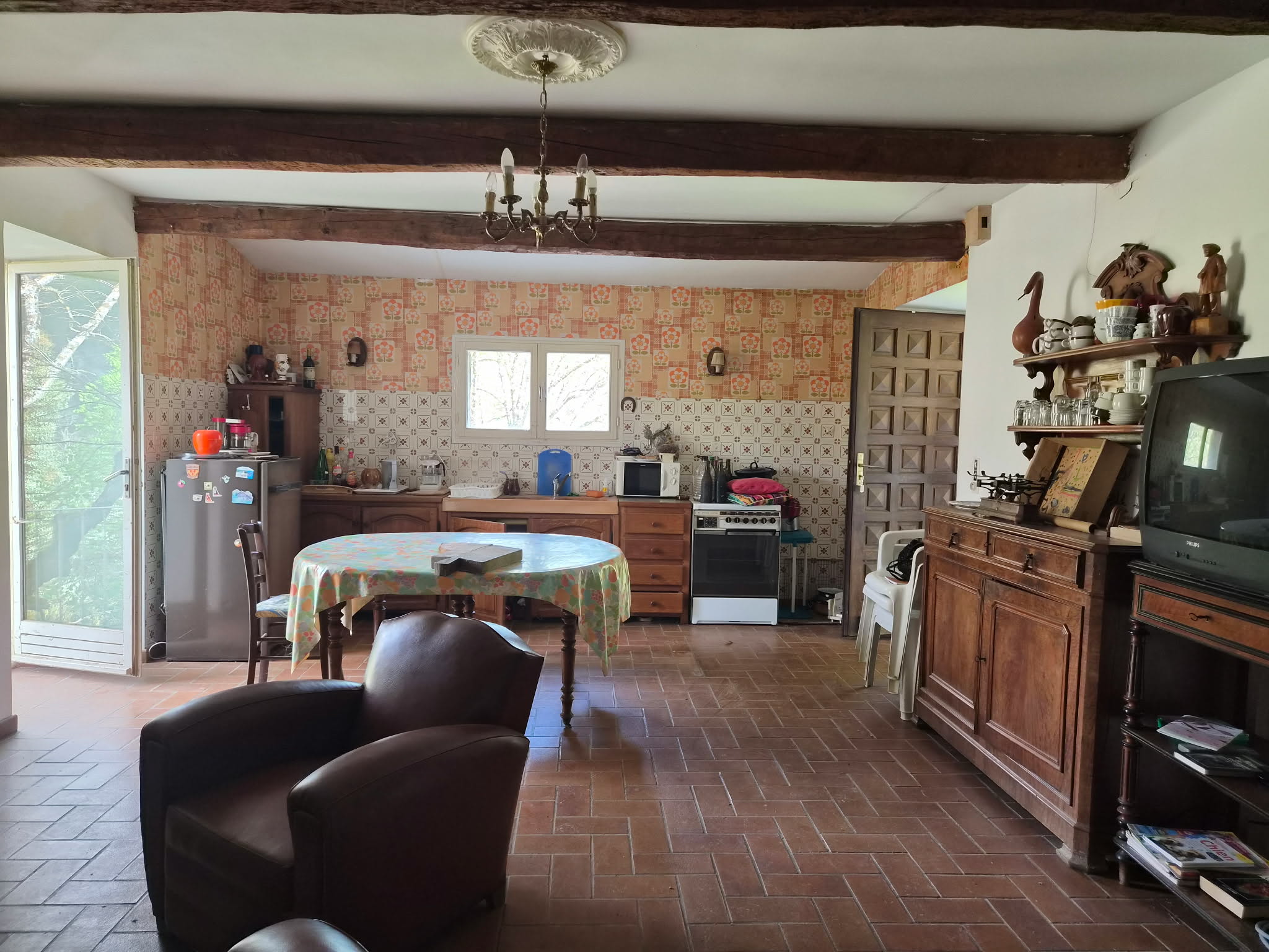 Maison en pierres 4 pièces - image 1