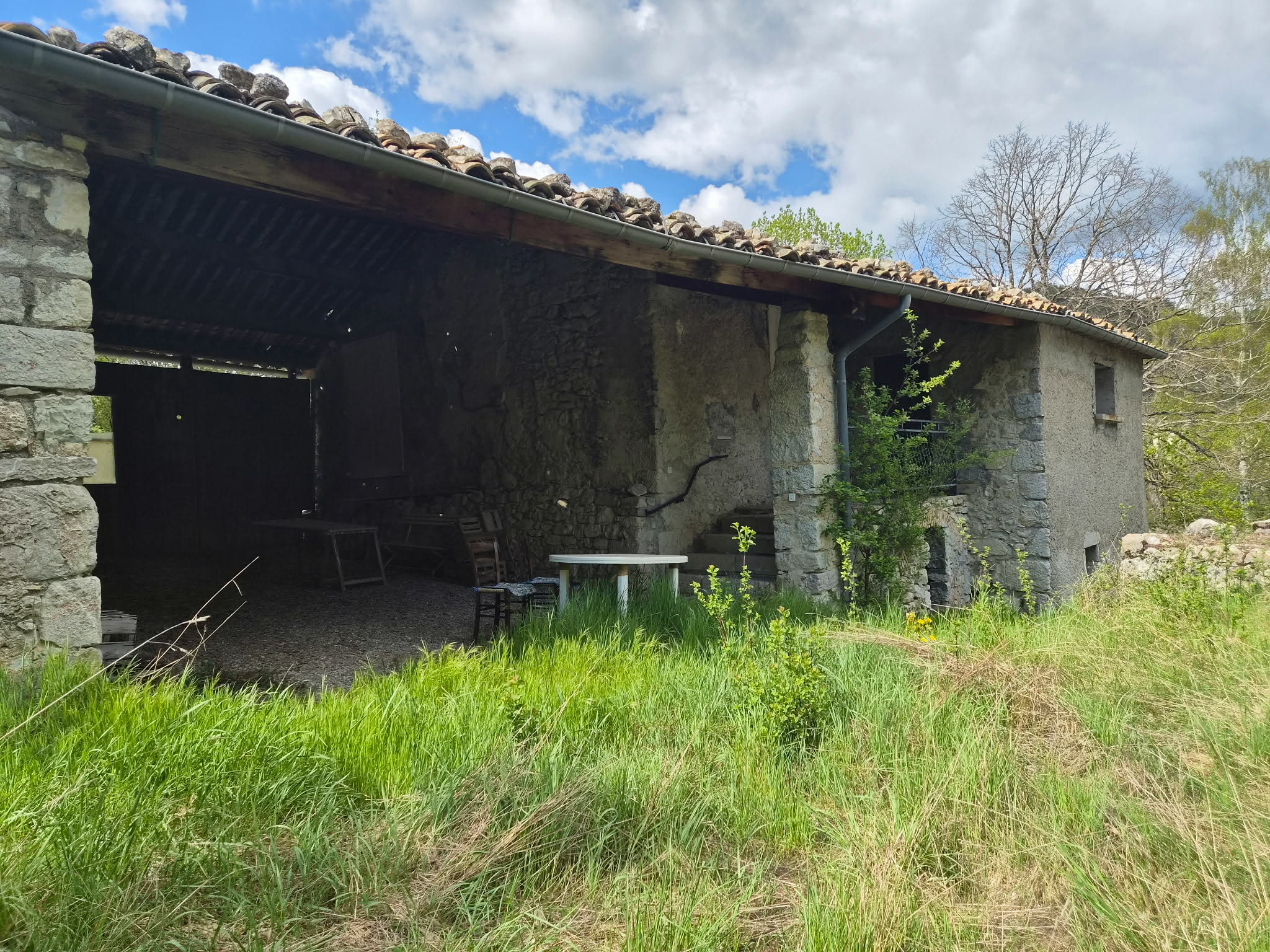 Maison en pierres 4 pièces - image 8