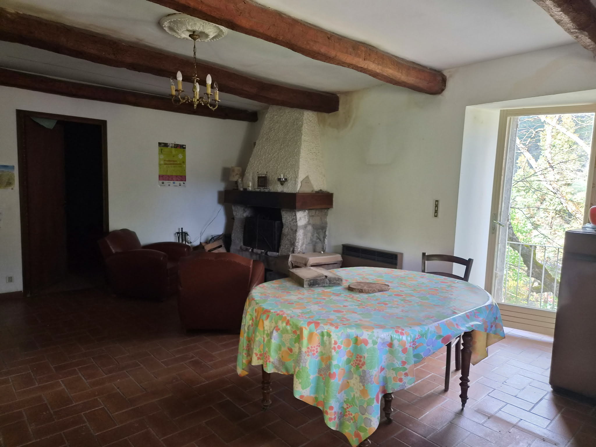 Maison en pierres 4 pièces - image 2