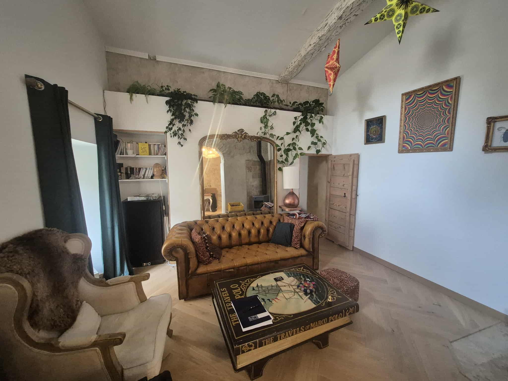 Maison en pierres 4 pièces - image 1