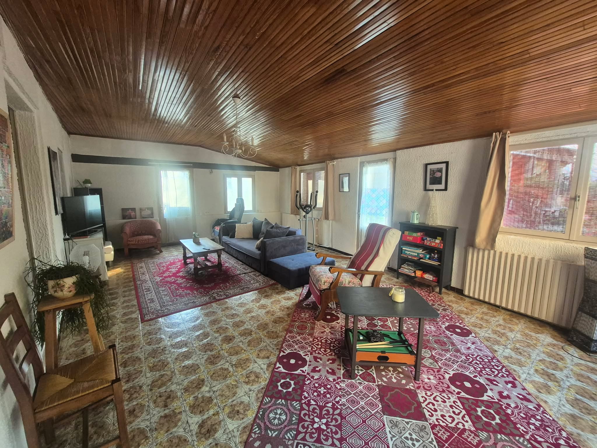 Propriété 15 pièces - image 1