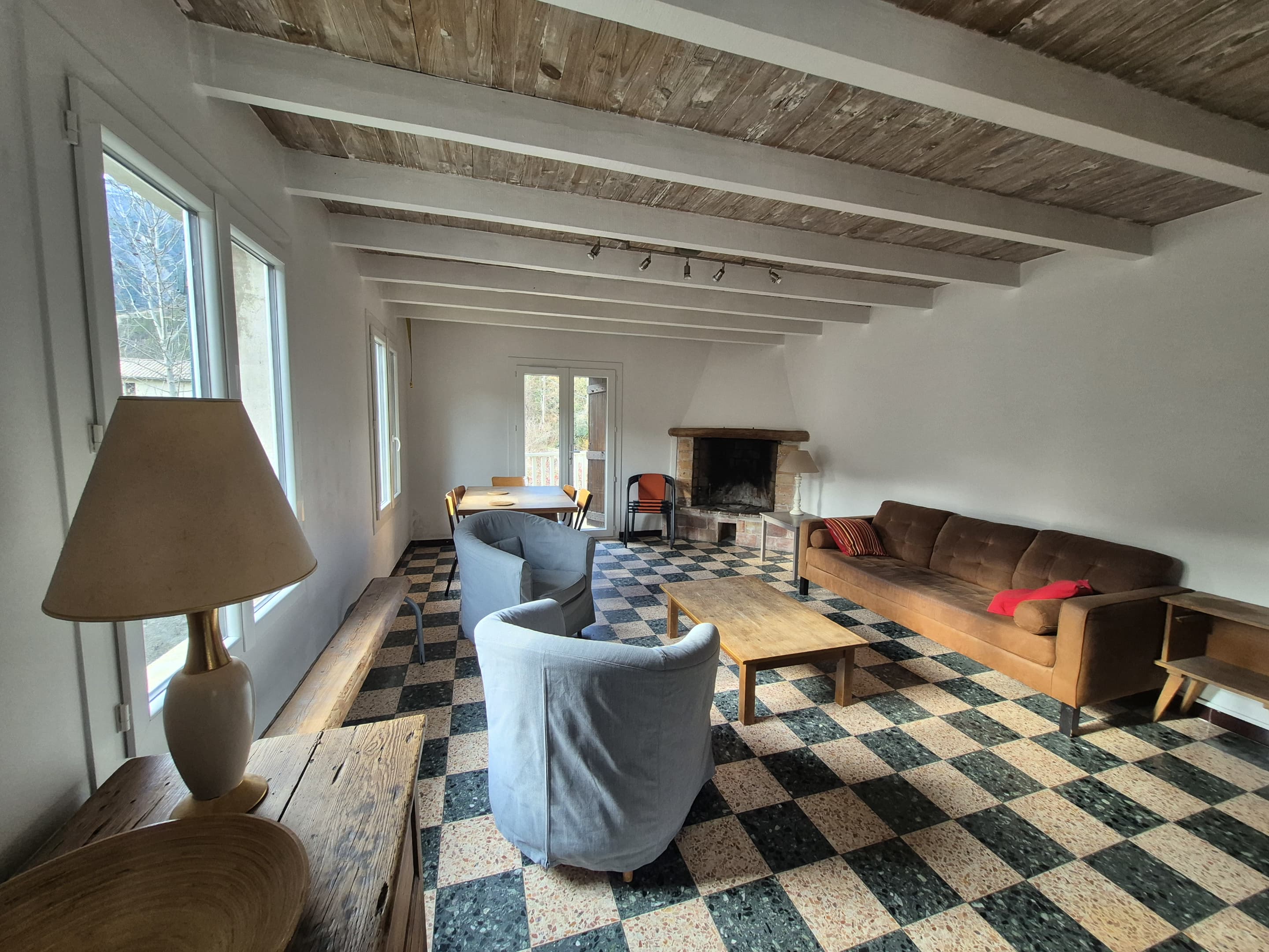 Maison en pierres 4 pièces - image 4