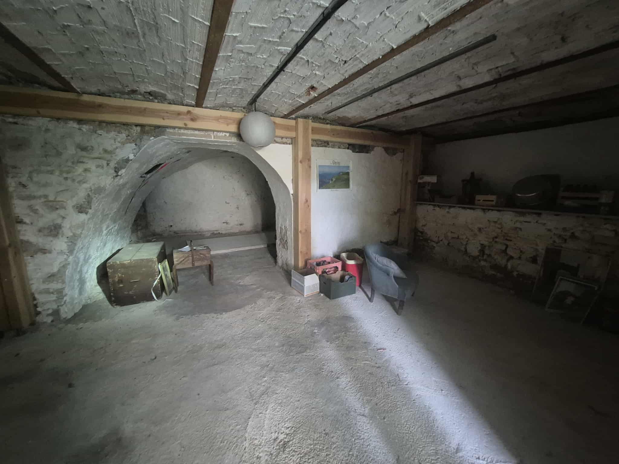 Maison en pierres 4 pièces - image 7