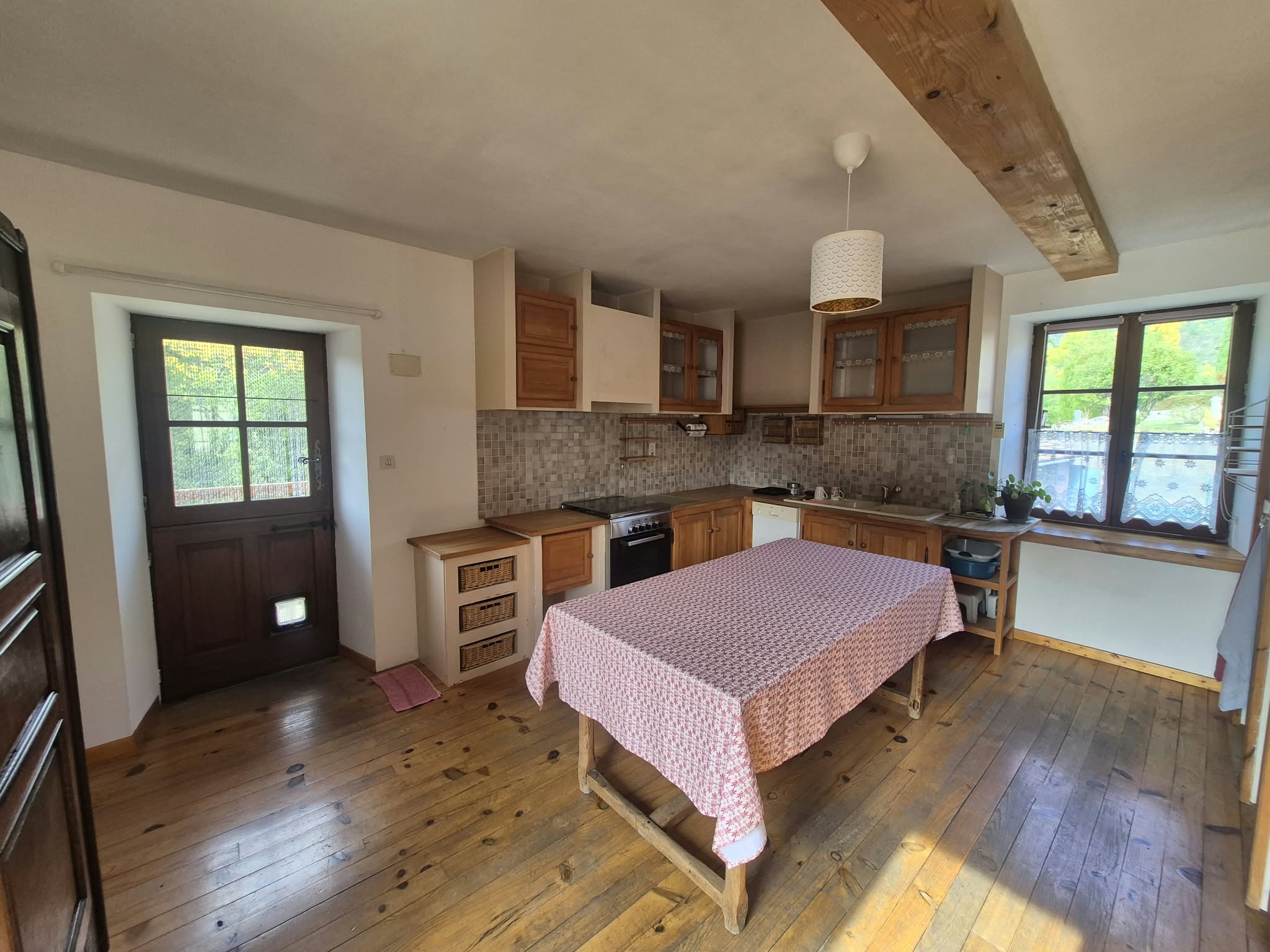 Maison en pierres 4 pièces - image 6
