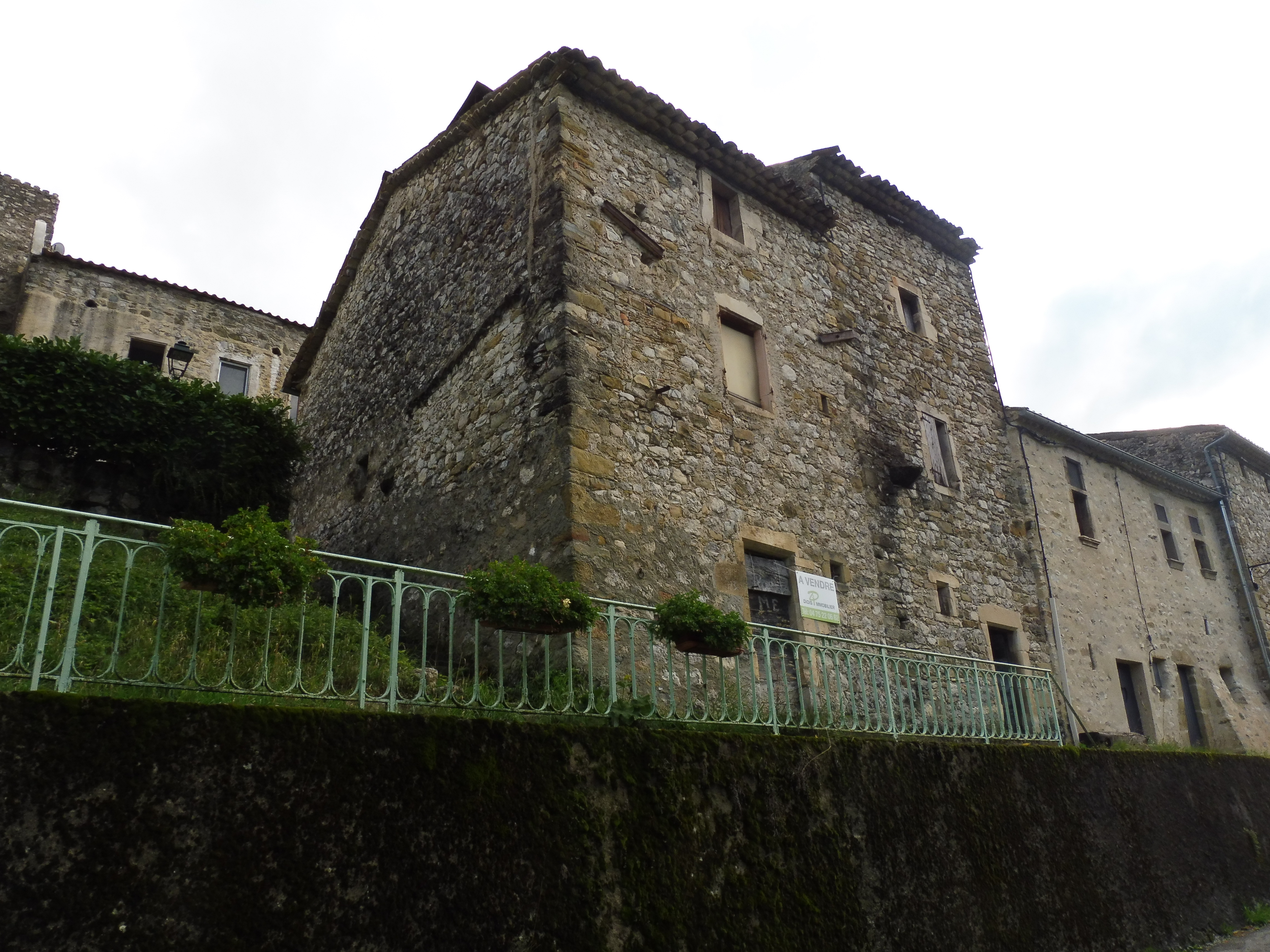 Vente Maison en pierres 7 pièces26470