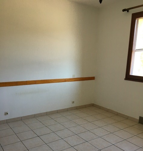 Appartement 3 pièces à Vercheny - image 3
