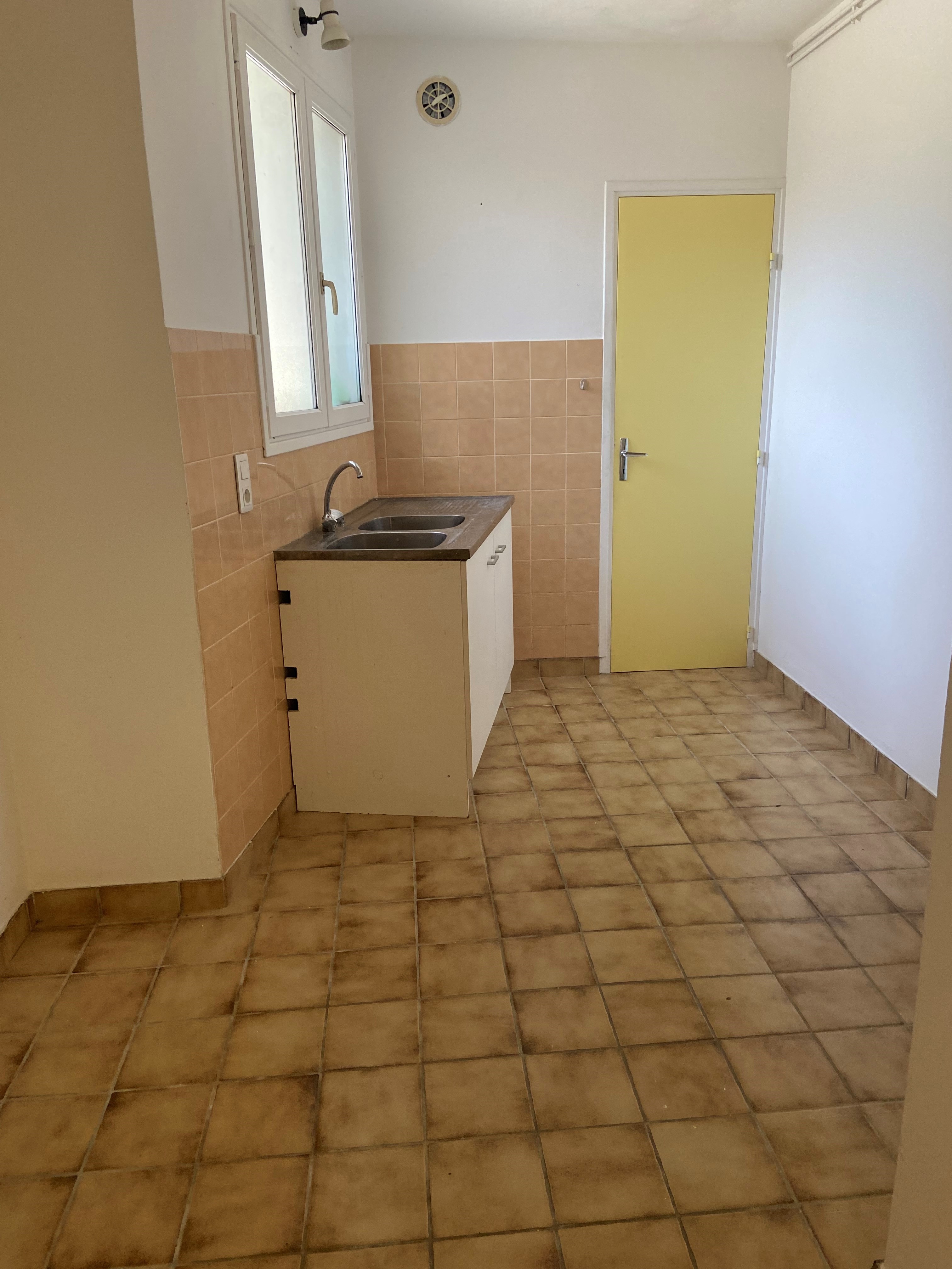 Maisons 3 pièces à Aurel - image 2