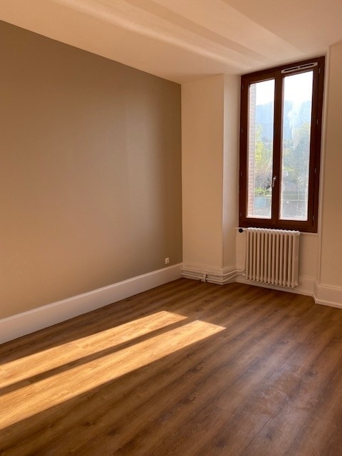 Appartement 4 pièces à Die - image 2