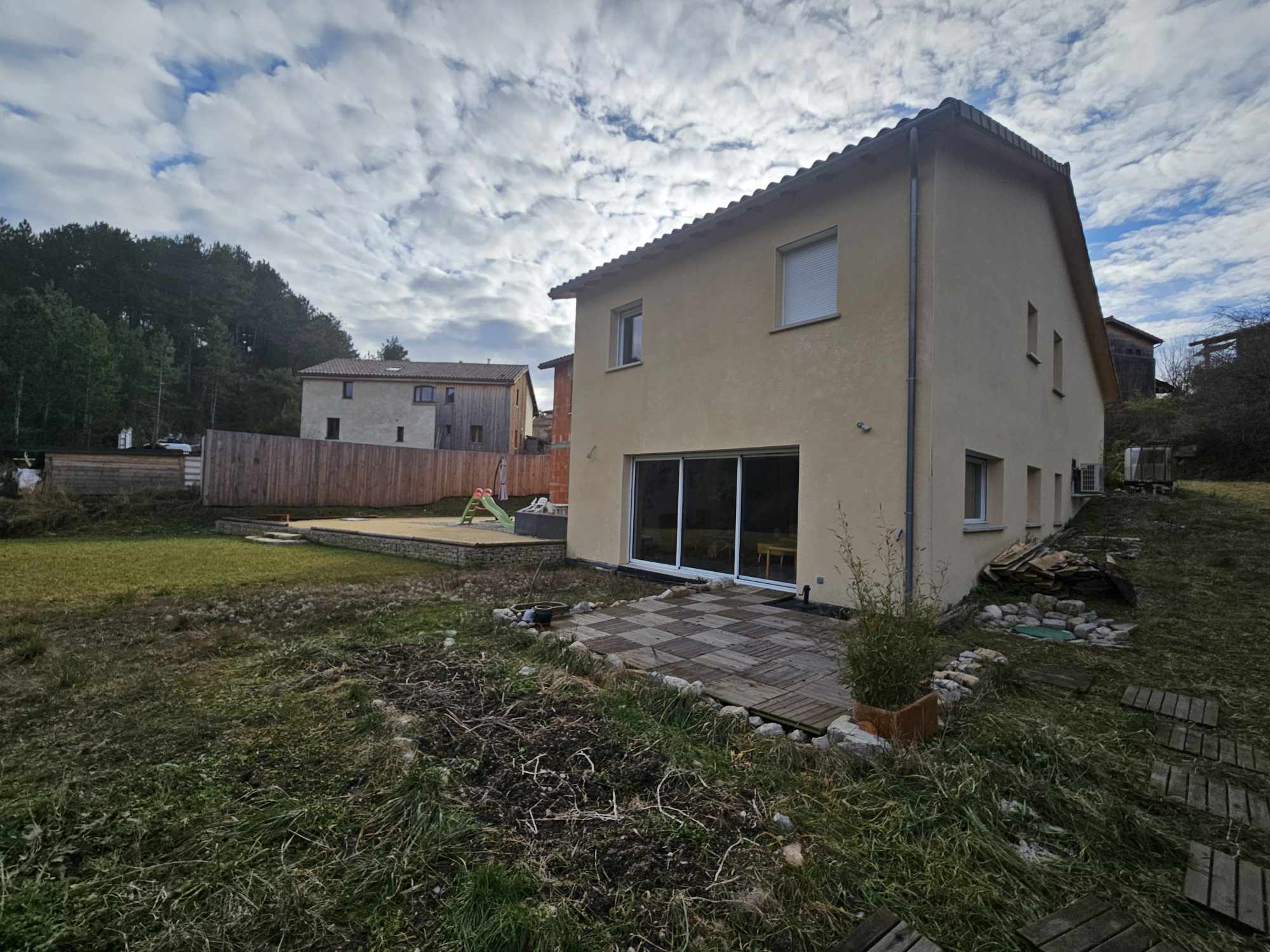 Vente Maisons 5 pièces26150