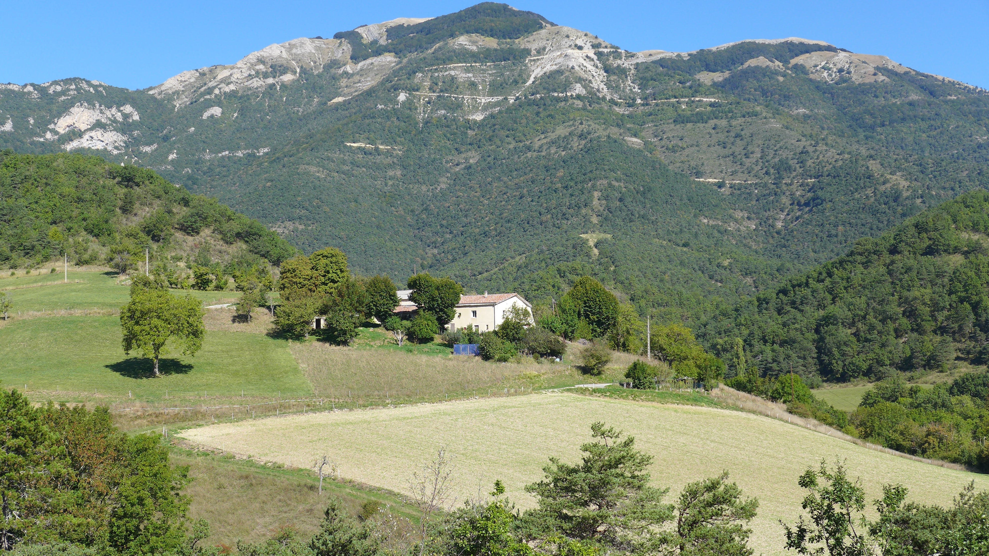 Vente Propriété 6 pièces26150
